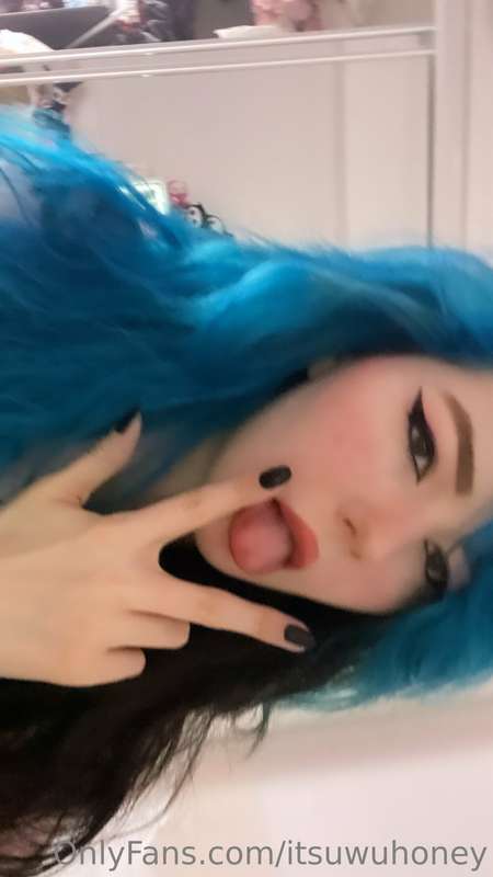 A collection of pictures where I stick my tongue out 15