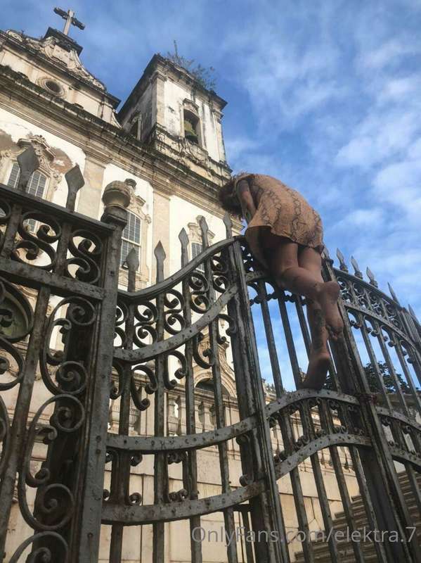 Aprontando pelo pelourinho no domingo hehe 😜 7