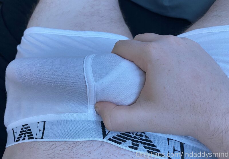 Dru-nk and horny last night? tip to see the cumshot video wi.. 2