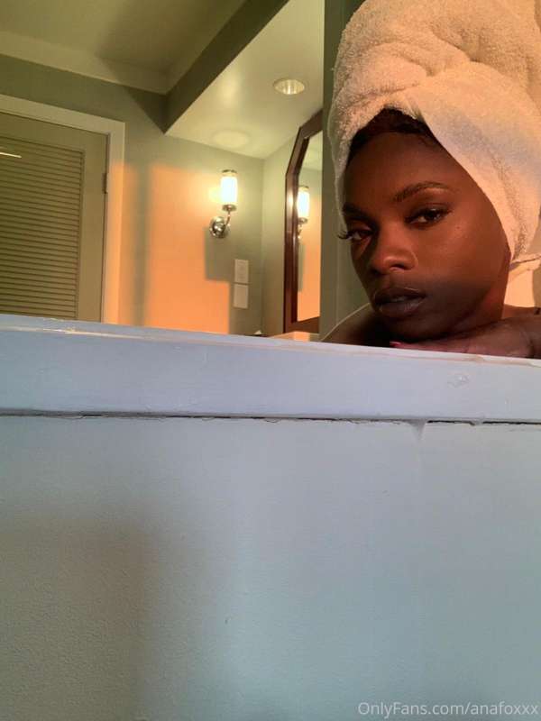 Let's unwind with a nice hot bath baby....