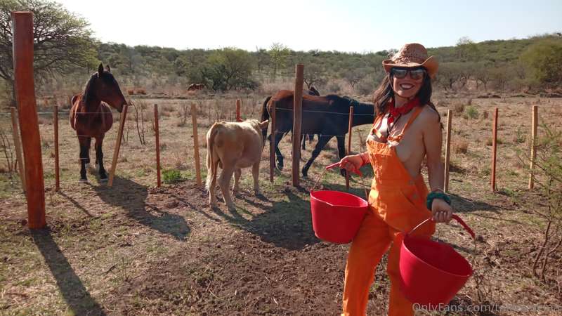 Hoy en la Granja de @talitachef a pleno Sol con nuevos Amigo.. 3
