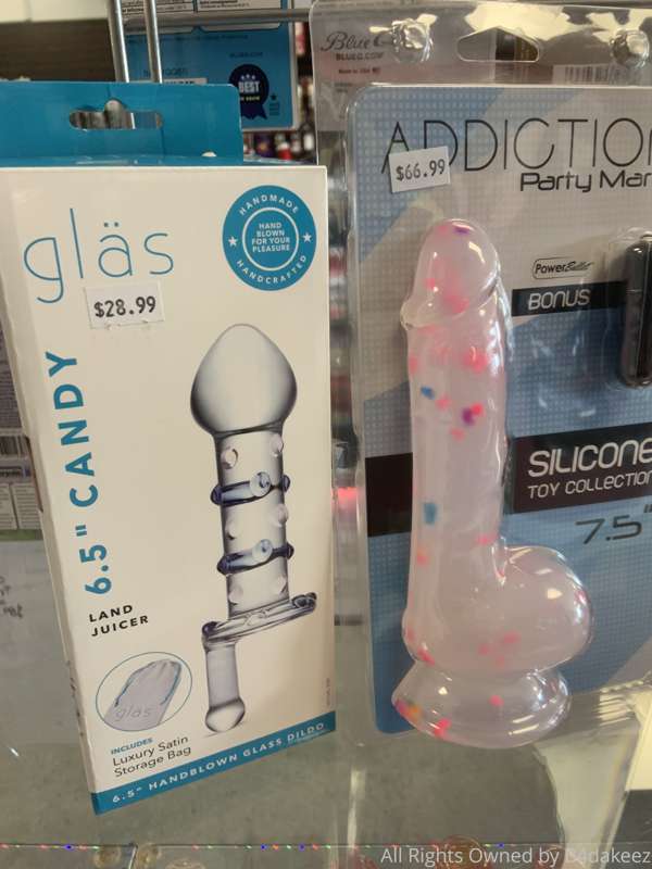 if anybody would like to donate to my toy fund for content i..