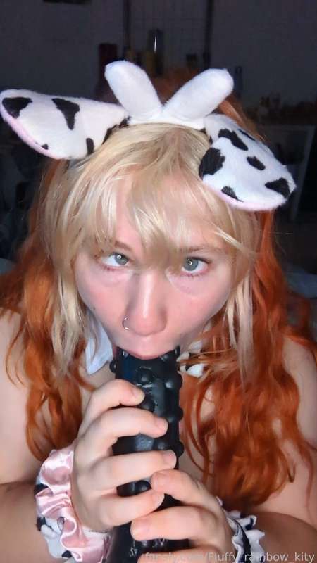 Fluffy_Rainbow_Kity - Fansly - 02 Oct, 2022 3