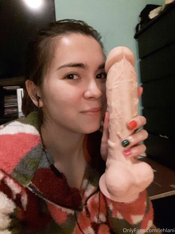 these photos are super old ! >.< my first big dildo i ever b..