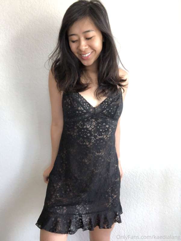 Don’t you love see through slips? Although, by the end of th.. 7