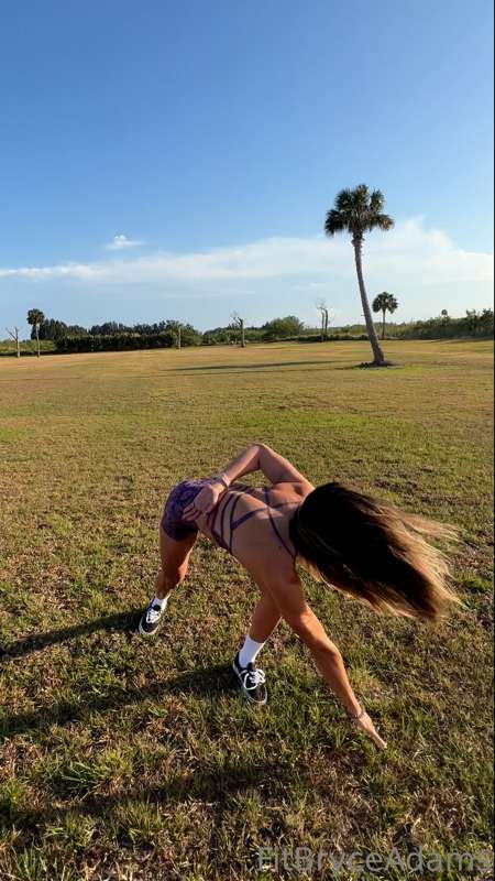 Keep swiping to see me complete a cartwheel 😉 7