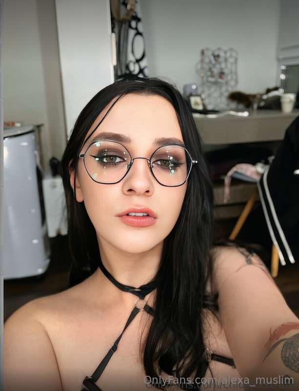 🌟 Discover Beauty with @chloexxxtrans 🌟✨ Ladyboy Elegance: E..