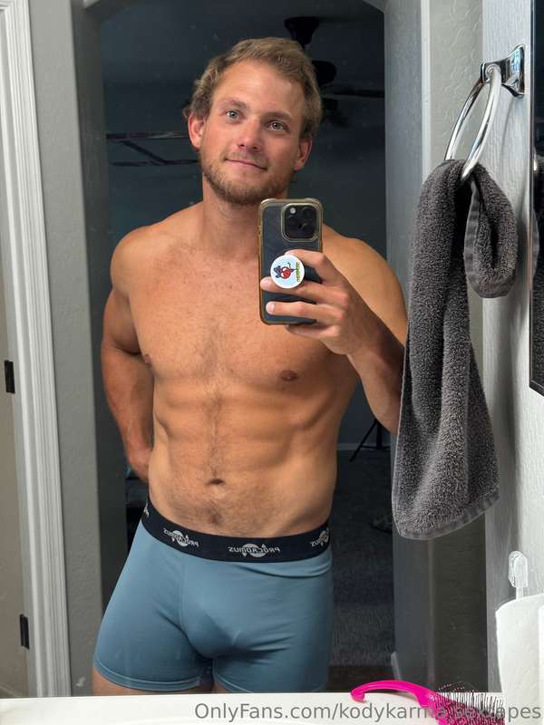 https://onlyfans.com/kodykarma/c8For all the D 🍆