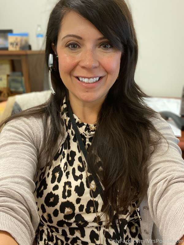 Terrible day at work, but taking some selfies for you and po..