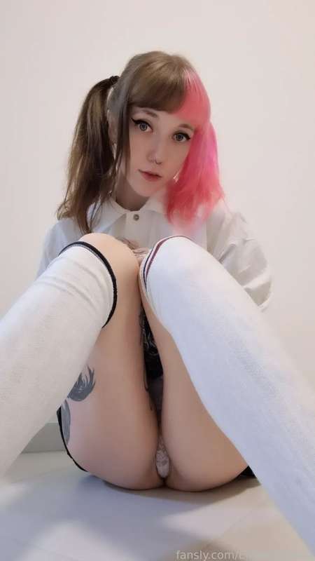 Elleslovexoxo - Fansly - 28 Nov, 2023 2