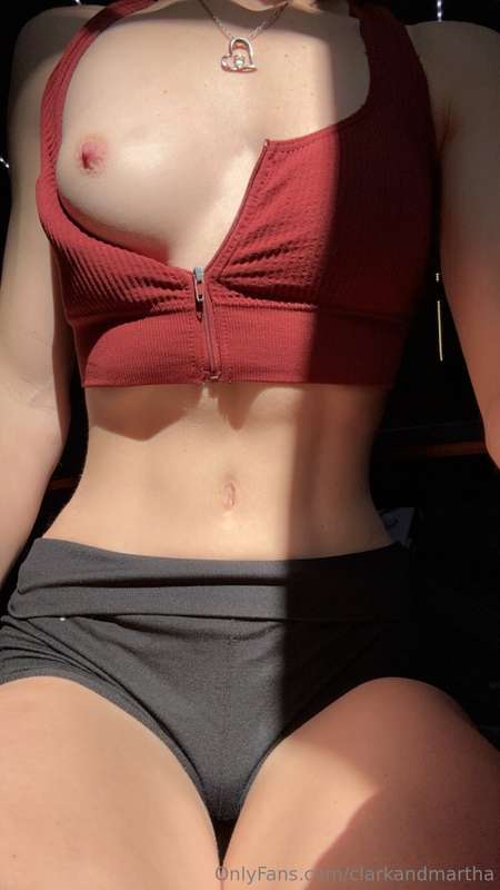 I love the feeling of sunshine on my body so much ☀️🥰❤️ I ca..