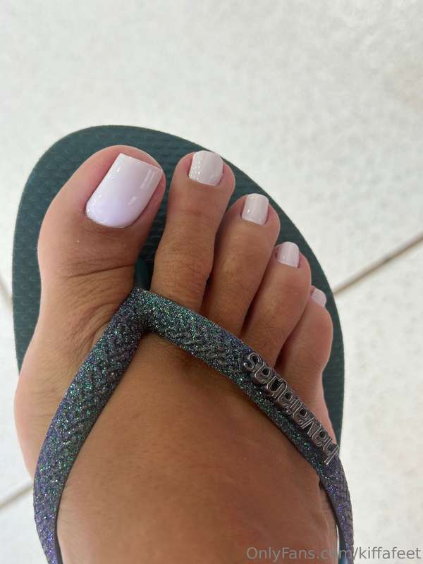 New white pedicure available for customs and videochat