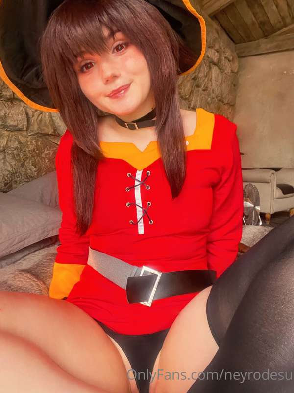 Are you ready for "Ex-PLOSION~!" ?? I'm really good at it!! ..