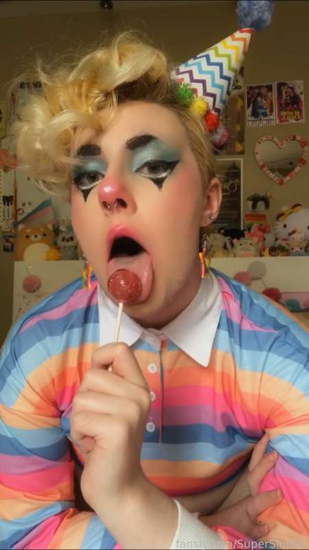 Superslutboi - Fansly - 17 Oct, 2021 11