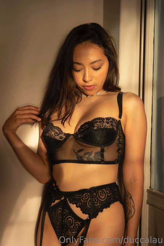 J’attends ton message. Tu viens jouer avec moi ? 🤤