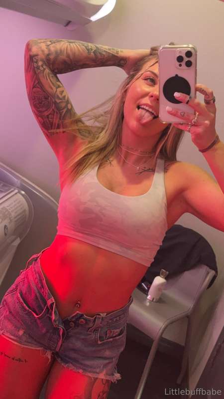 😝😝