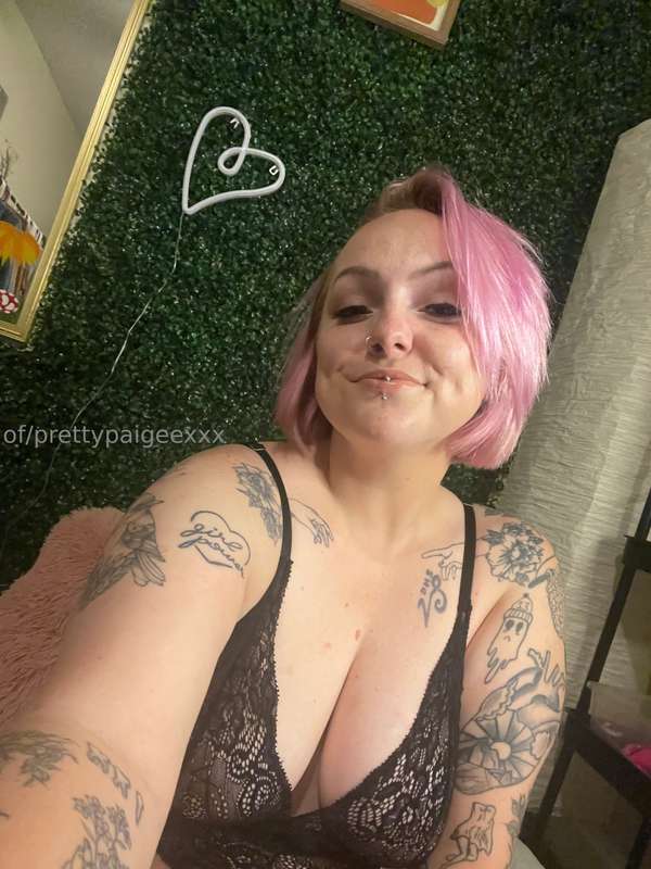 Come play with me on chaturbate, same username 😘