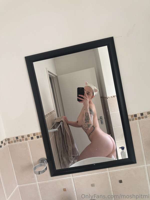 shower with me. an order x