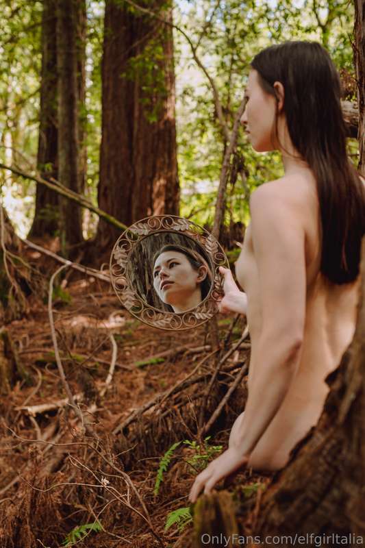 Me with a mirror, naked, pensive, reflective 4