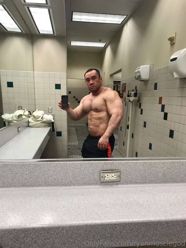 Ryanmusclegod - Onlyfans - 11 Sep, 2024