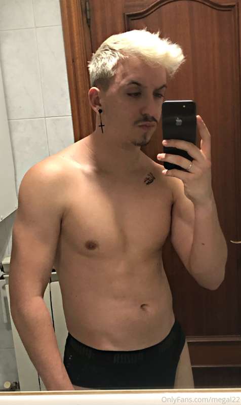 Good night 🥰😈🍆💦🔥
https://onlyfans.com/megalodon18