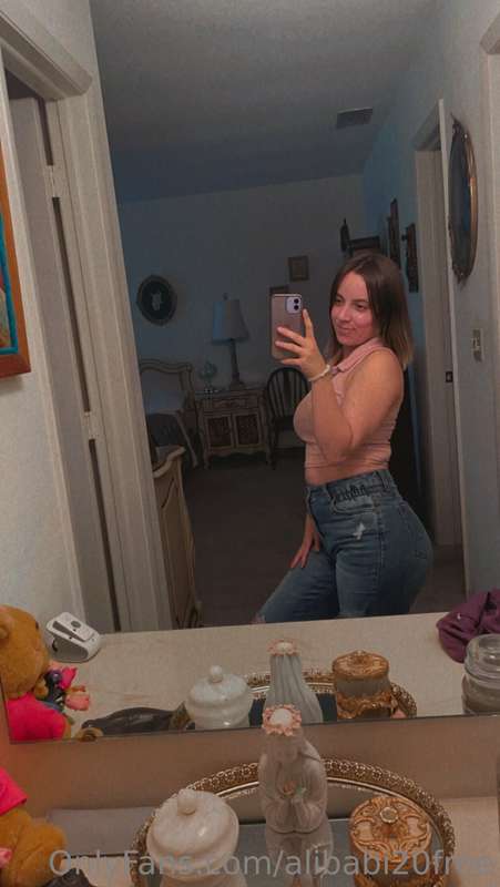PRICE CHANGE …. Cum see me naked 🐱💦 @alibabi20