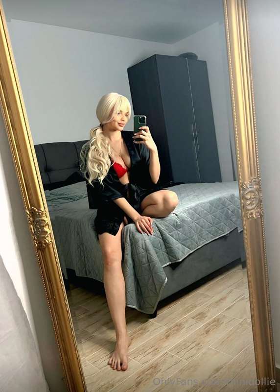 FREE SUBS😋This sweetie babe with natural bubs is alone for a..