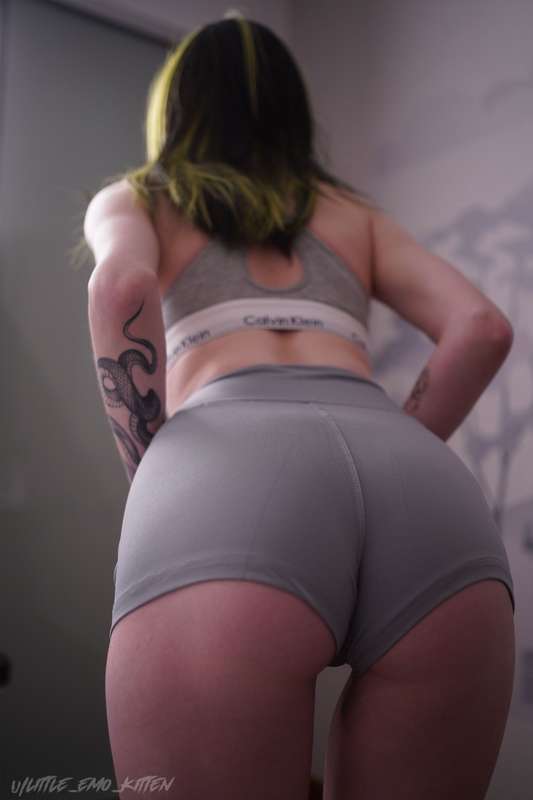 Little_Emo_Kitten - Fansly - 23 May, 2025 7