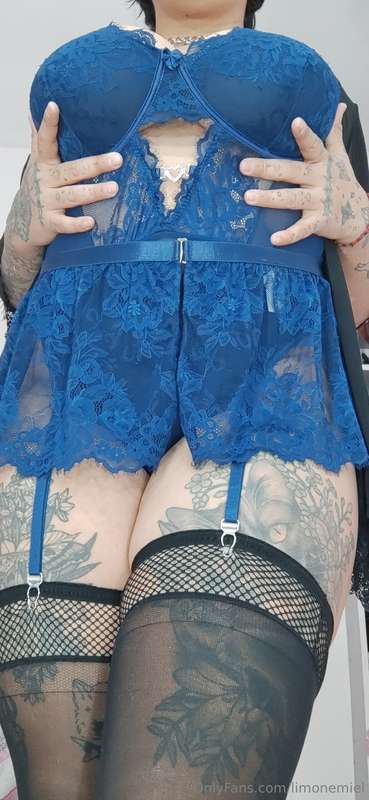 Estrenando mi lencería azul 💙 1