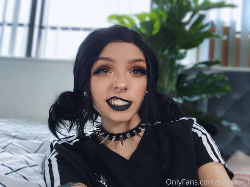 Goth girl set pt. 2 🖤⛓🕷🧸 I’m hoping to have the vid uploaded.. 8