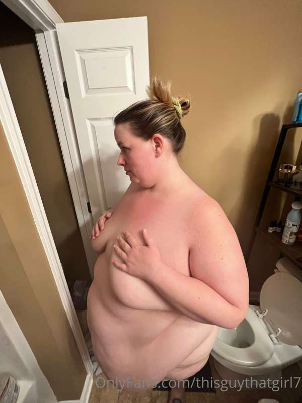A little pre-shower action on a Monday night. Hope you like .. 16