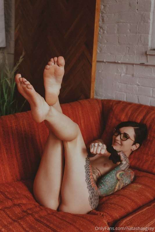 𝕋𝕦𝕖𝕤𝕕𝕒𝕪 𝔸𝕗𝕥𝕖𝕣𝕟𝕠𝕠𝕟 <3 swipe for the full set! 11