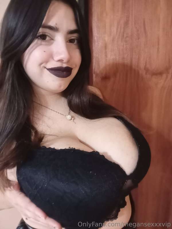 🖤 1