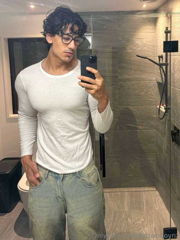 Brownboynz - Onlyfans - 19 Sep, 2024 4