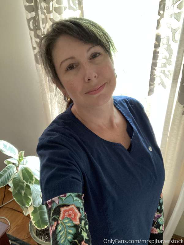 Off to clinic for the day... should be back in the evening 😊..