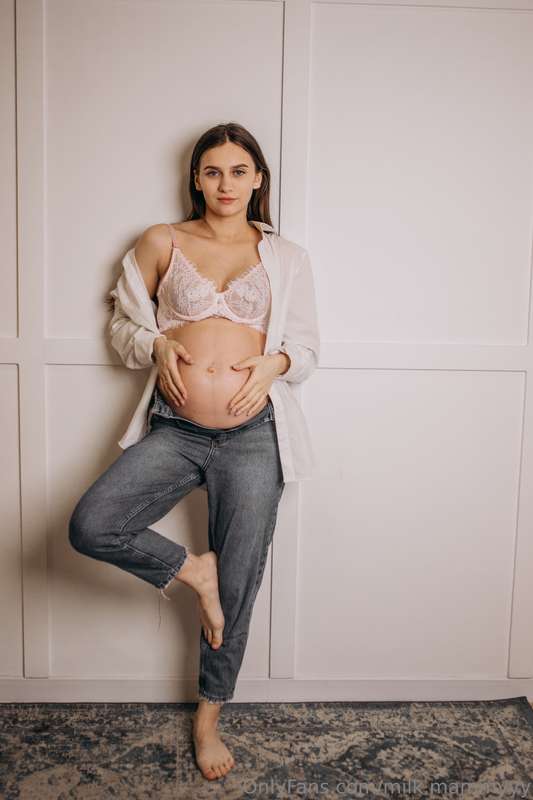 hot mommy 🔥 🔥 🔥