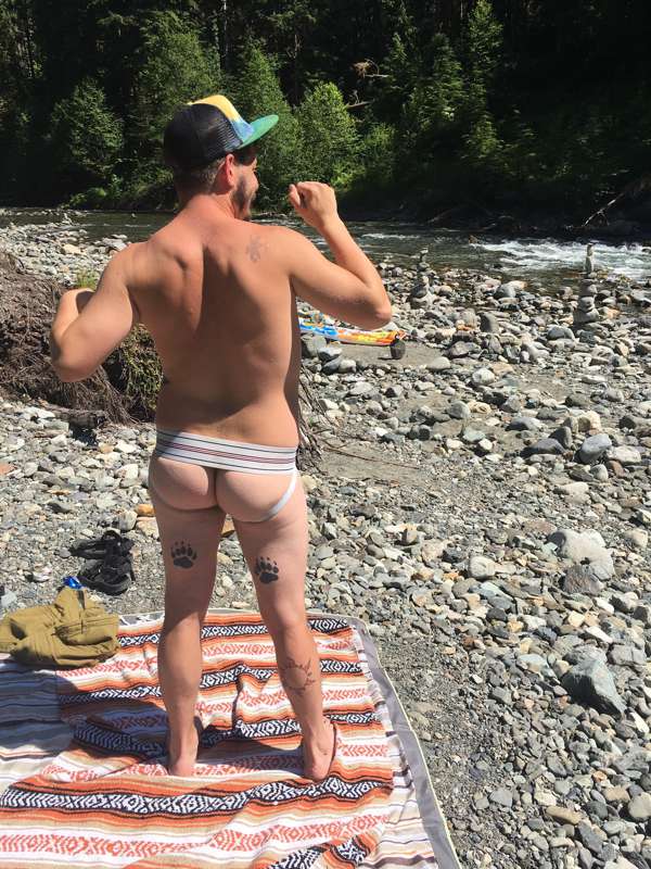Super excited this hot little fucker is coming back from Ber.. 1
