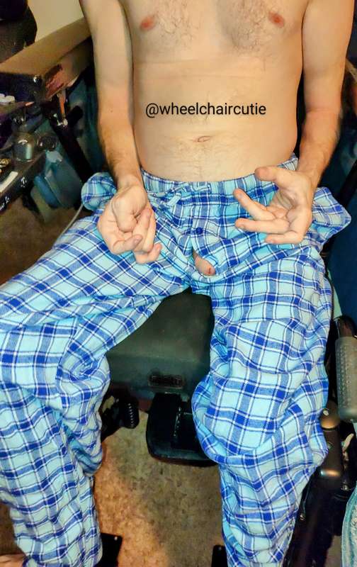 Wheelchaircutie - Fansly - 12 Apr, 2022