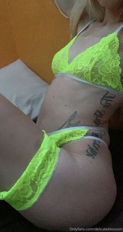 Do you like this on me? I’ll post the rest of the photos tom..