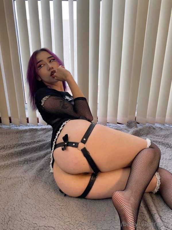 A babe with a very juicy and elastic ass 🍑 created this page.. 1