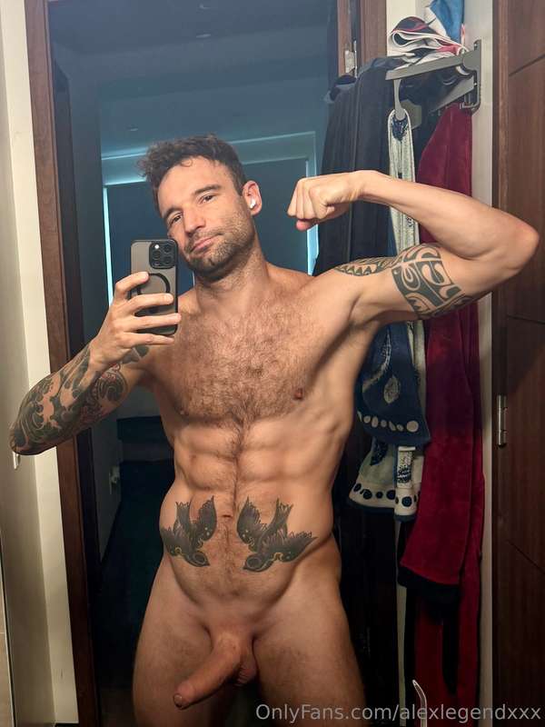 Sunday Funday can't be complete with out my MEAT!! HMU for c..