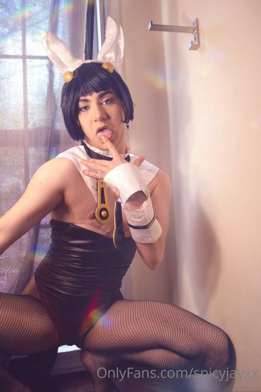 White Rabbit Bucciarati <3 Some simple, aesthetic boudoir pi.. 6
