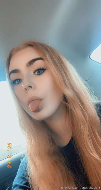 Do you wanna cum all over my holes daddy? 💦 Tip me $10 and d..