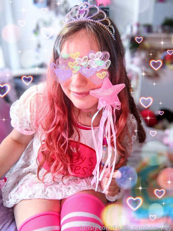 Fluffy_Rainbow_Kity - Fansly - 24 Aug, 2021