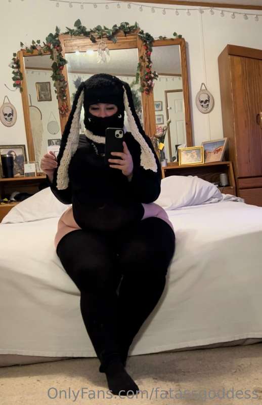 Fatassgoddess - Onlyfans - 10 Apr, 2023