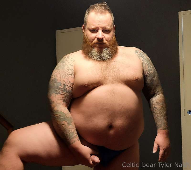 Tounge my juicy ass and swallow my thick hard cock 1