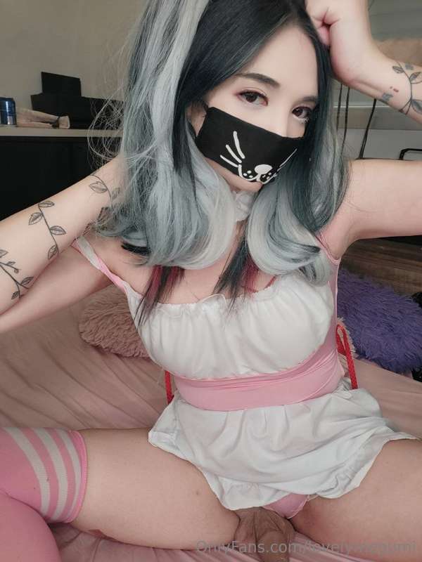 Lovelymegumi - Onlyfans - 2025-06-12T12:18:03