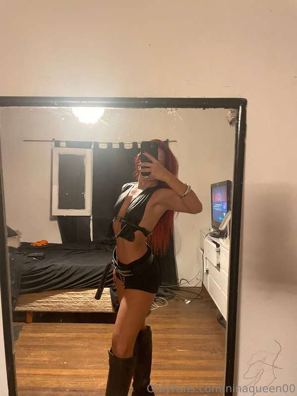 Do you like total black outfits? 🖤🫦🧨🔥 2
