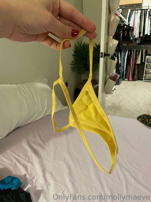 👙 **PANTIES & SOCKS 1/2 OFF WHEN YOU PURCHASE IN TOKENS ON M.. 17