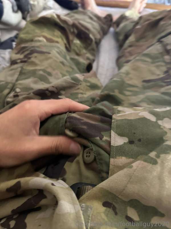 Me jerking my hot soldier cock! 6